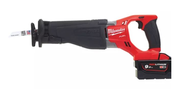 Аккумуляторная сабельная пила Milwaukee M18 CSX-902X FUEL (Li-Ion9Ач)